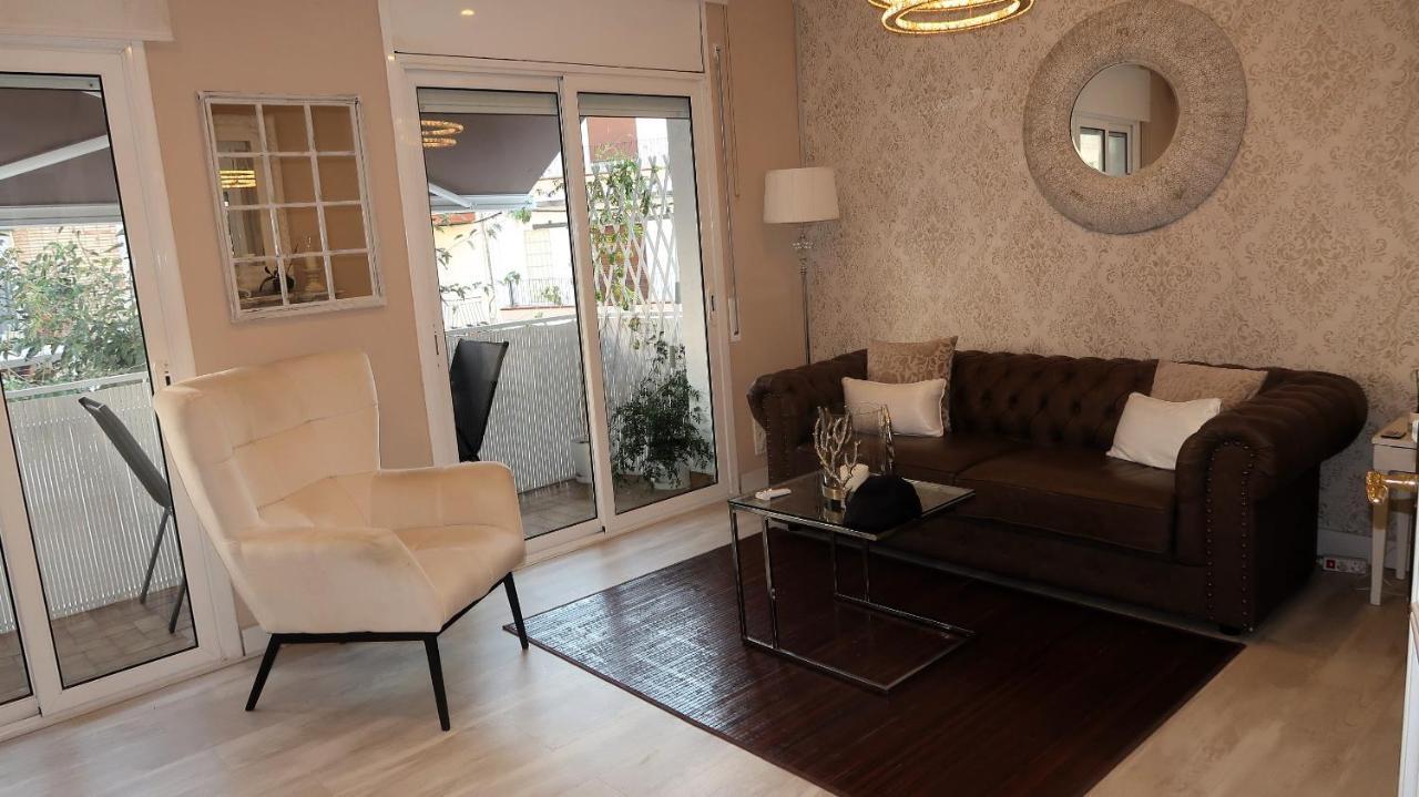 Entire Apartment , 2 Bedrooms Newly Remodeled Center Sitges Barcelona Exterior foto